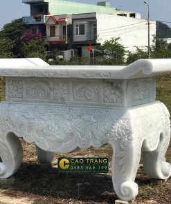 bàn đá 1