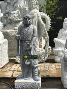 Tượng Thập Bát La Hán bằng đá