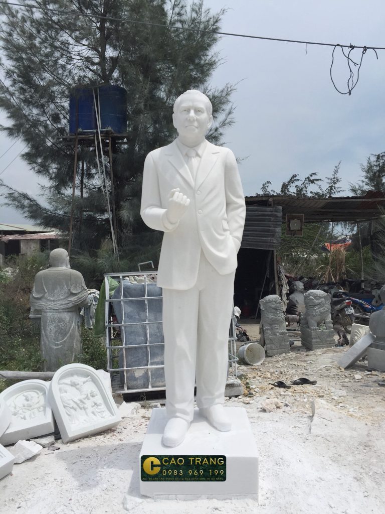 Tượng chân dung (SP008)