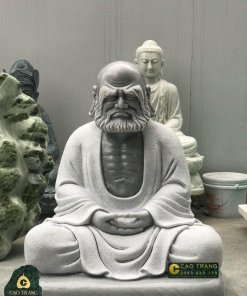 Hình ảnh tượng Đạt Ma Sư Tổ ngồi thiền