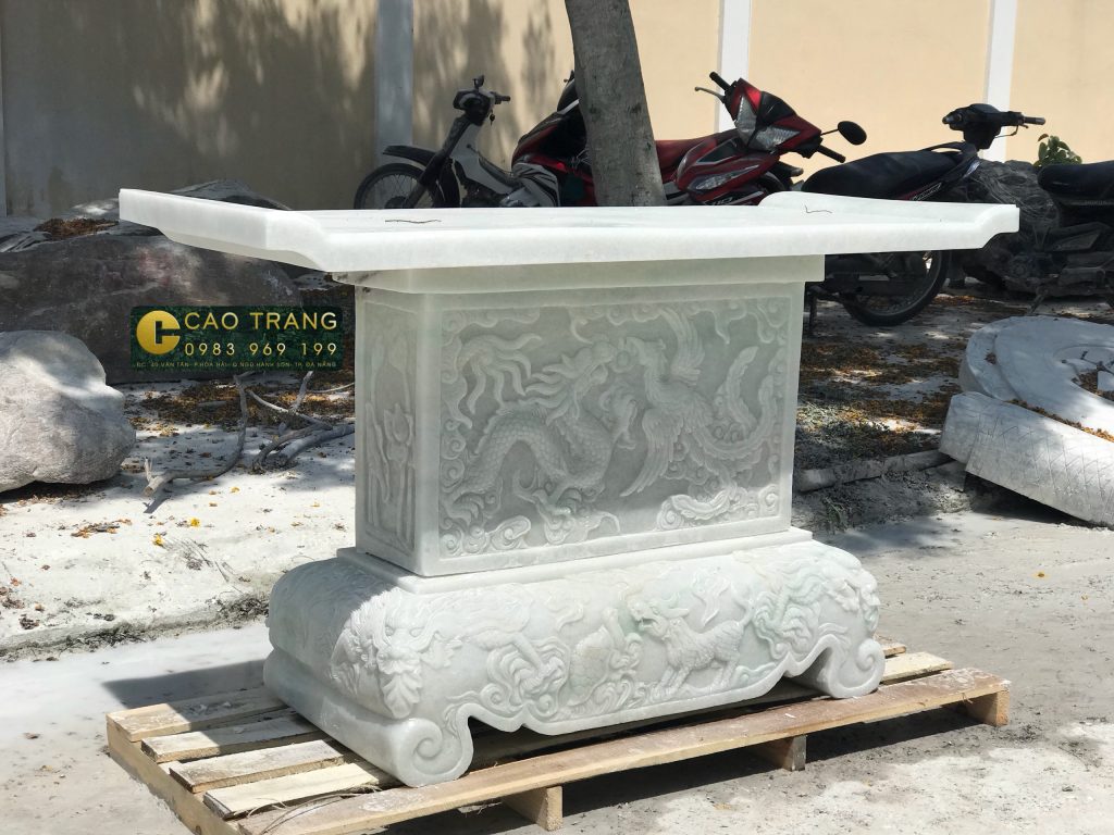 Bàn thờ đá (SP009)
