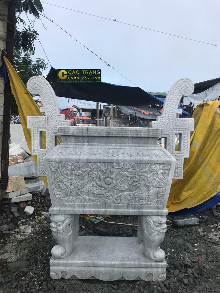 Bàn thờ đá (SP012)
