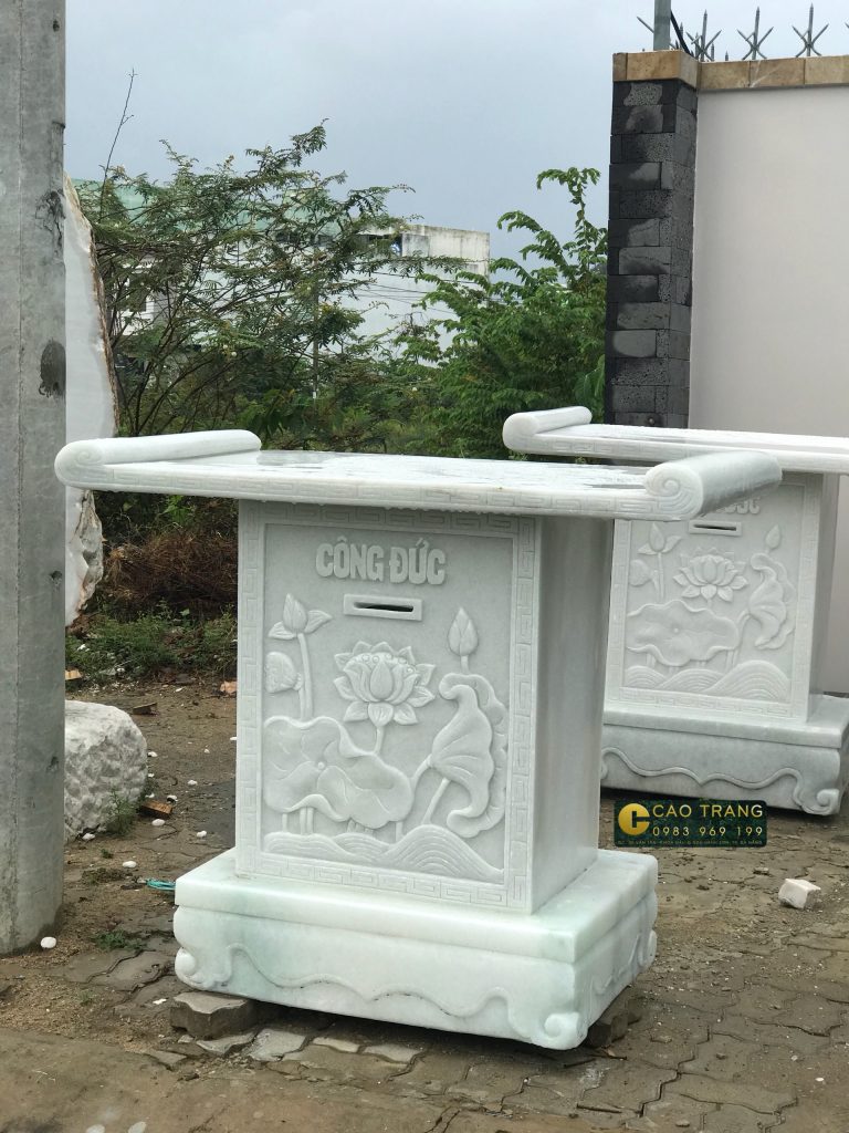 Bàn đá Công Đức (SP004)