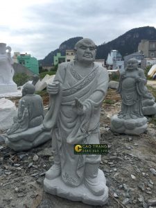 Tượng Thập Bát La Hán bằng đá