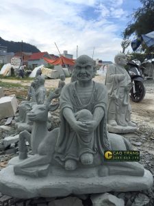 Tượng Thập Bát La Hán bằng đá