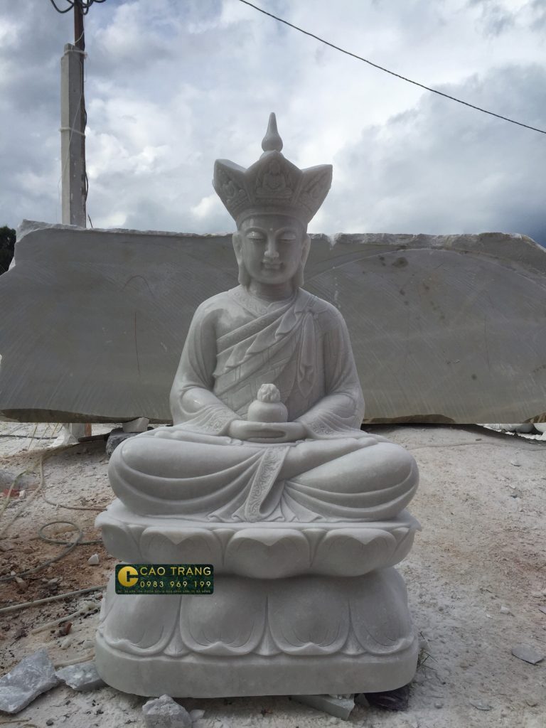 Hình ảnh tượng Địa Tạng Vương Bồ Tát ngồi trên đài sen