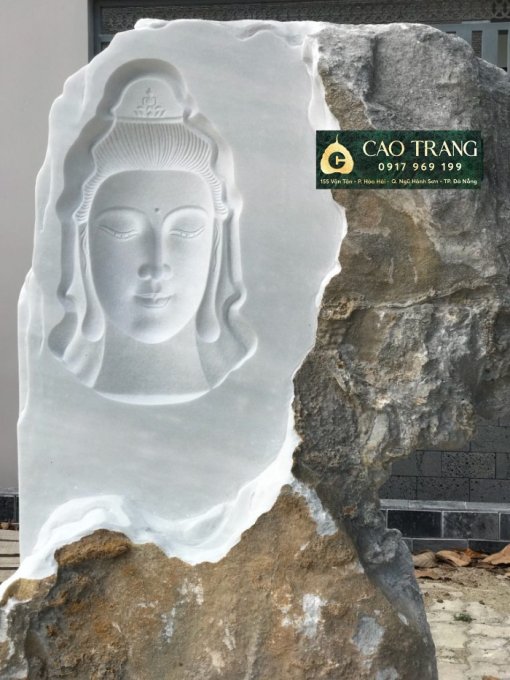 Tượng Mặt Phật Quan Âm Bằng Đá Nguyên Khối