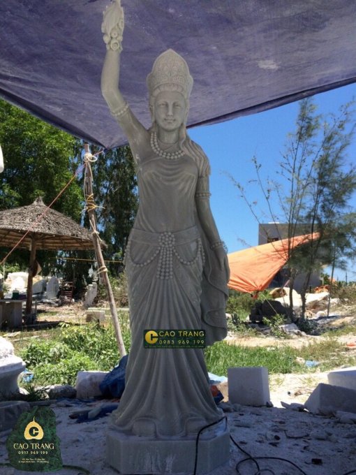 Tượng Vườn Lâm Tì Ny (SP009)