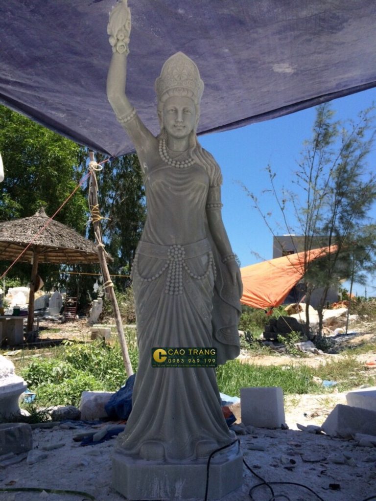 Tượng Vườn Lâm Tì Ny (SP009)