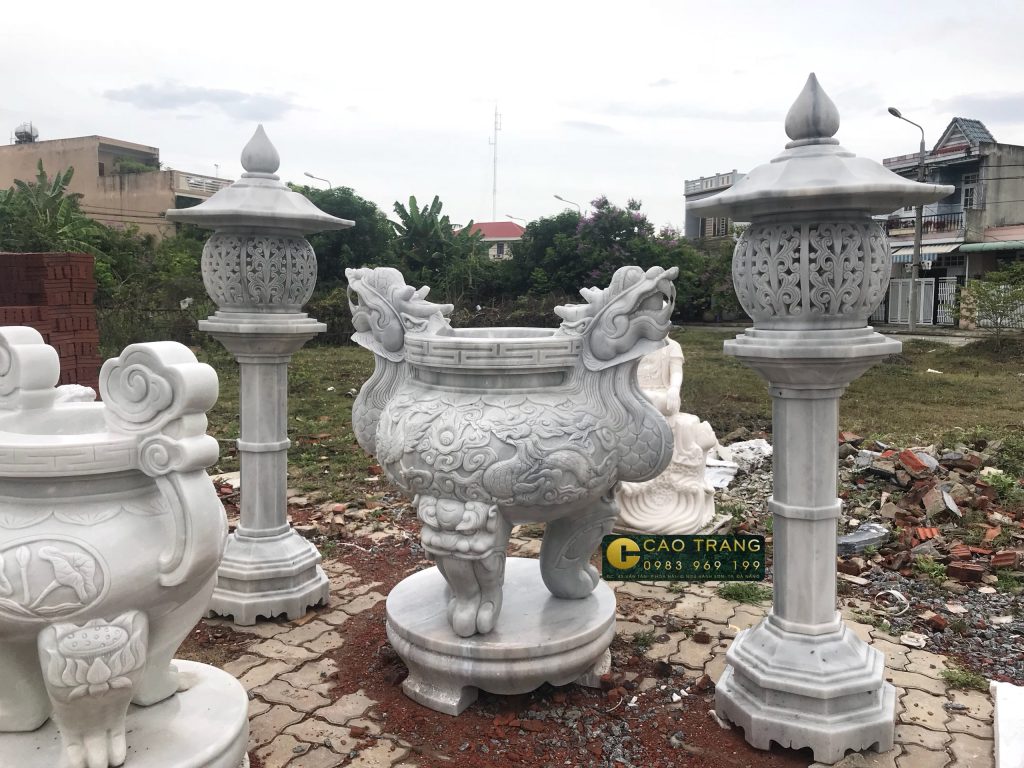Đèn đá (SP010)