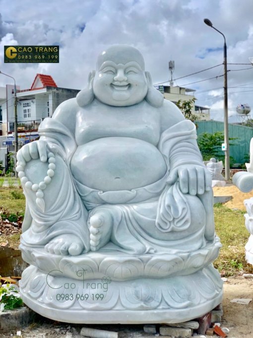 Tượng Di Lặc bằng đá