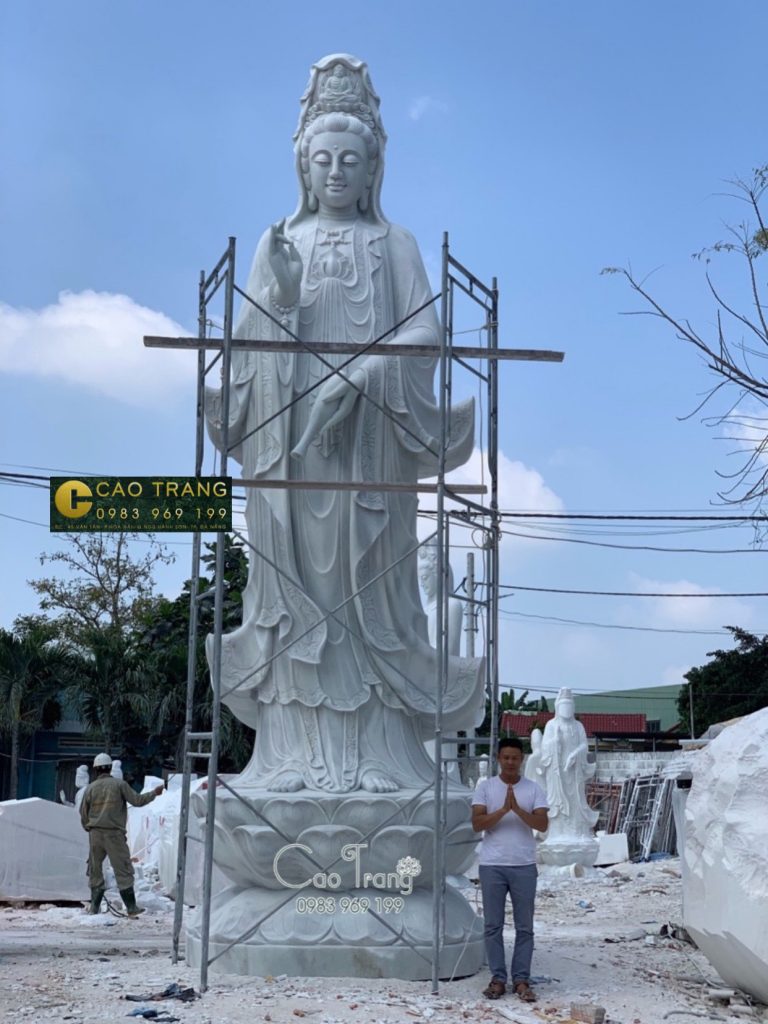 Tượng Phật Quan Âm bằng đá 7m đưa về chùa Phước Thành – Tượng Phật ...