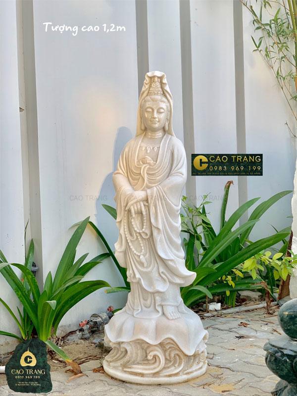 Tượng Phật Quan Âm đẹp đứng cầm tràng hạt