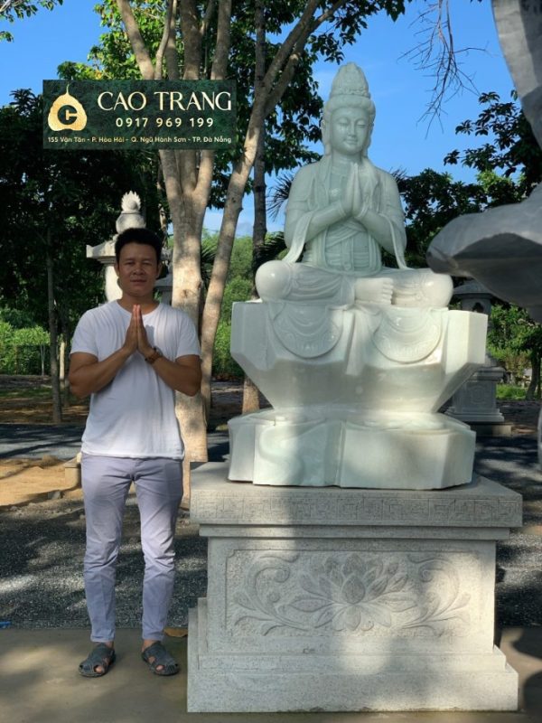 Tượng Phật Tự Tại chắp tay ngồi bằng đá cẩm thạch