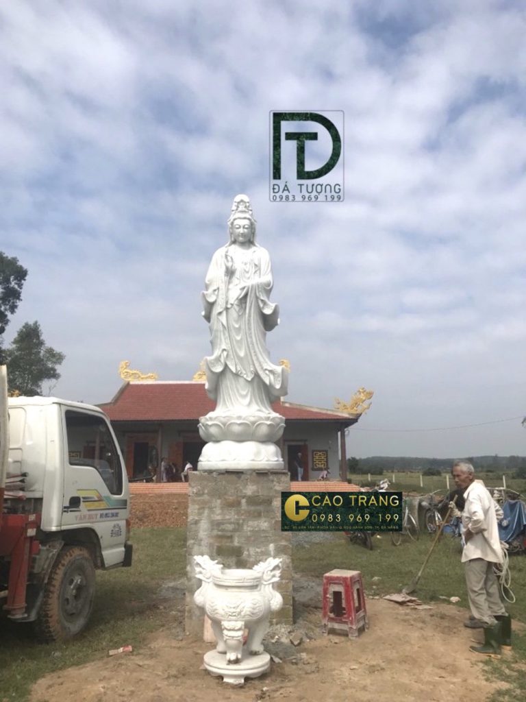 tượng Phật Quan Âm bằng đá