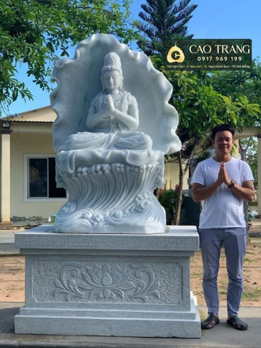 Tượng Bồ Tát Tự Tại ngồi thiền lá sen đá