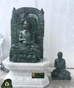 Thánh Tăng Sivali bằng đá xanh đẹp