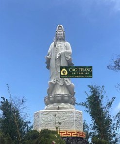 Tượng Quan Âm Bồ Tát Đứng Cao Trên 2m