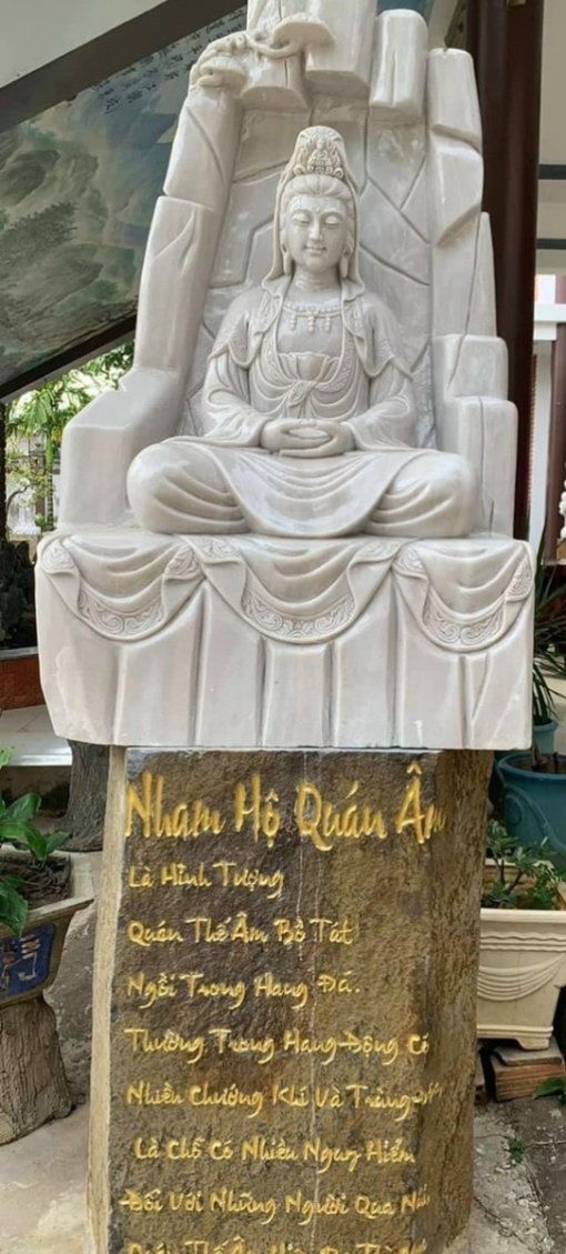 Nham Hộ Quán Âm