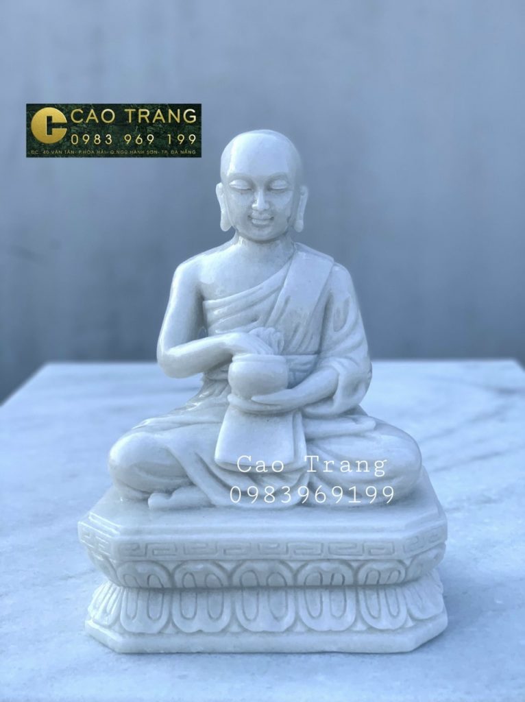 Tượng Thánh Tăng Sivali