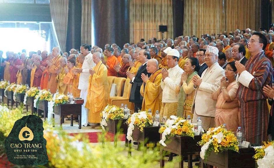 Tín đồ Phật giáo tề tựu về Việt Nam dự lễ Vesak (lễ Phật đản) năm 2019