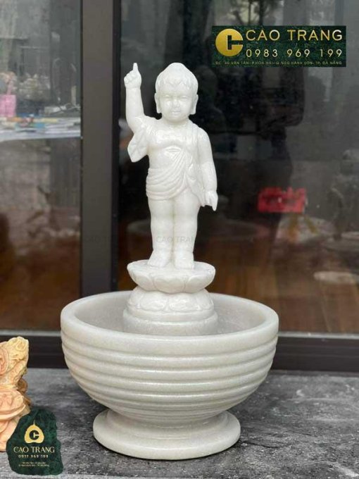 Tượng Phật Đản Sanh Nhỏ Có Vòi Phun Nước