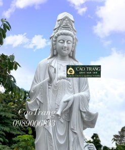 tượng Quan Âm bồ Tát
