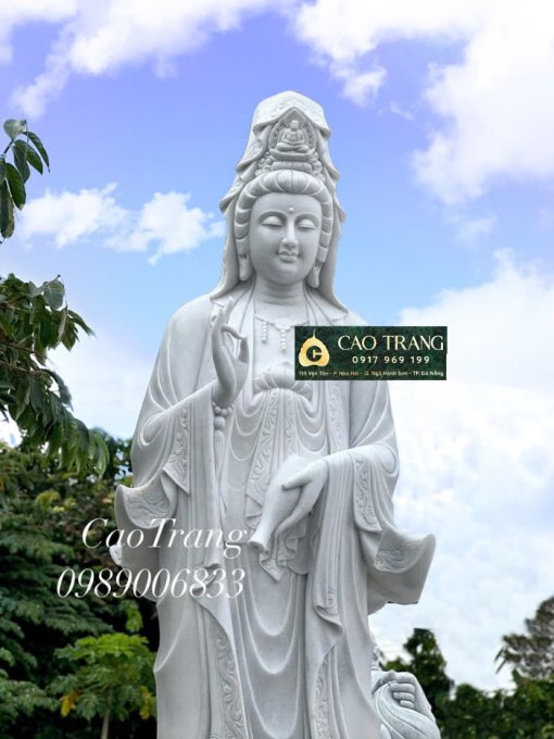 tượng Quan Âm bồ Tát