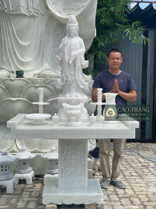 Tượng Quan Âm Bồ Tát cao 1M2