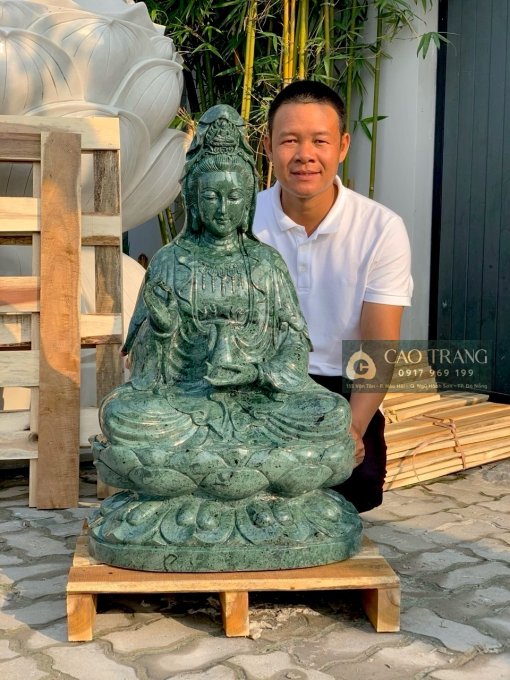 Tượng Quan Âm Mẫu 143
