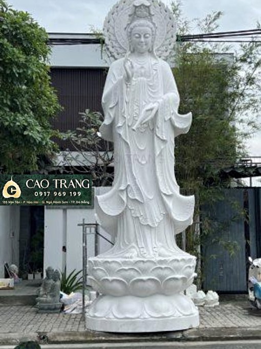 Tượng mẹ quan âm làm từ đá cẩm thạch