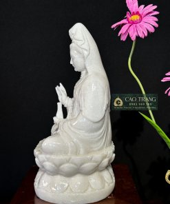 Tượng Quan Âm Ngồi Đài Sen Tay Cầm Bình Cam Lồ 30CM