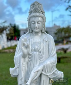 Tượng Quan Âm cao 1m4 đứng trên đài sen