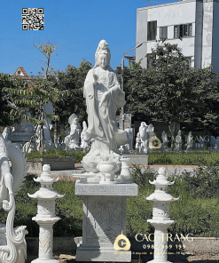 Tượng Quan Âm Bồ Tát áo trơn cao 1,5M