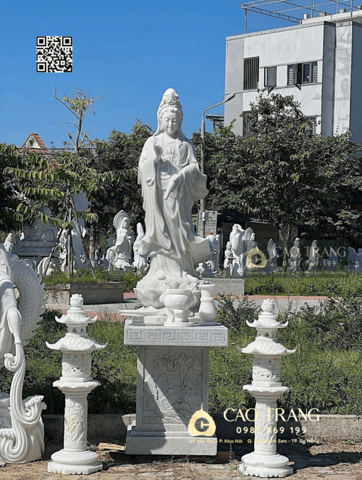 Tượng Quan Âm Bồ Tát áo trơn cao 1,5M