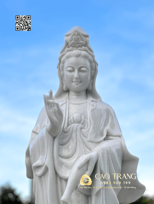 Tượng Quan Âm Bồ Tát áo trơn cao 1,5M