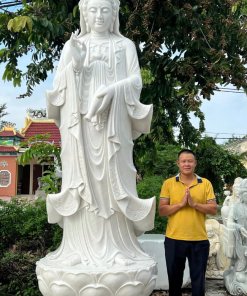 Tượng Quan Âm Bồ Tát cao 3M5 2 tuong phat quan am dung cao 3m5 1