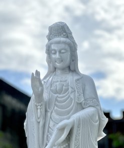 Tượng Quan Âm Bồ Tát đứng cao 1,2m đá cẩm thạch trắng
