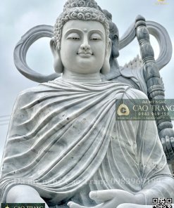 tượng Thích Ca ngồi