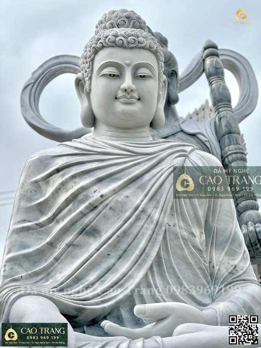 tượng Thích Ca ngồi