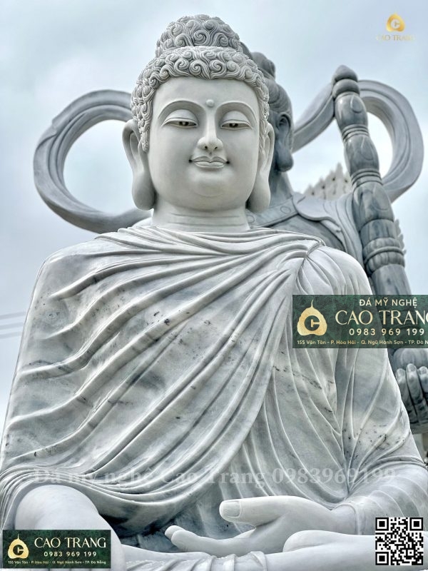 tượng Thích Ca ngồi