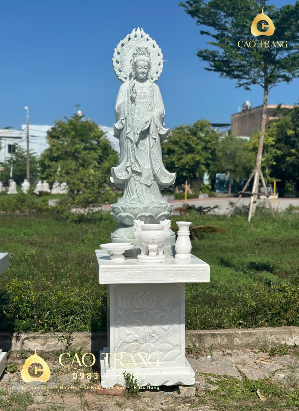 Tuong Quan Am hao quang cung bo tho da ban Tuong cao 157cm Ban 85x68x88 3