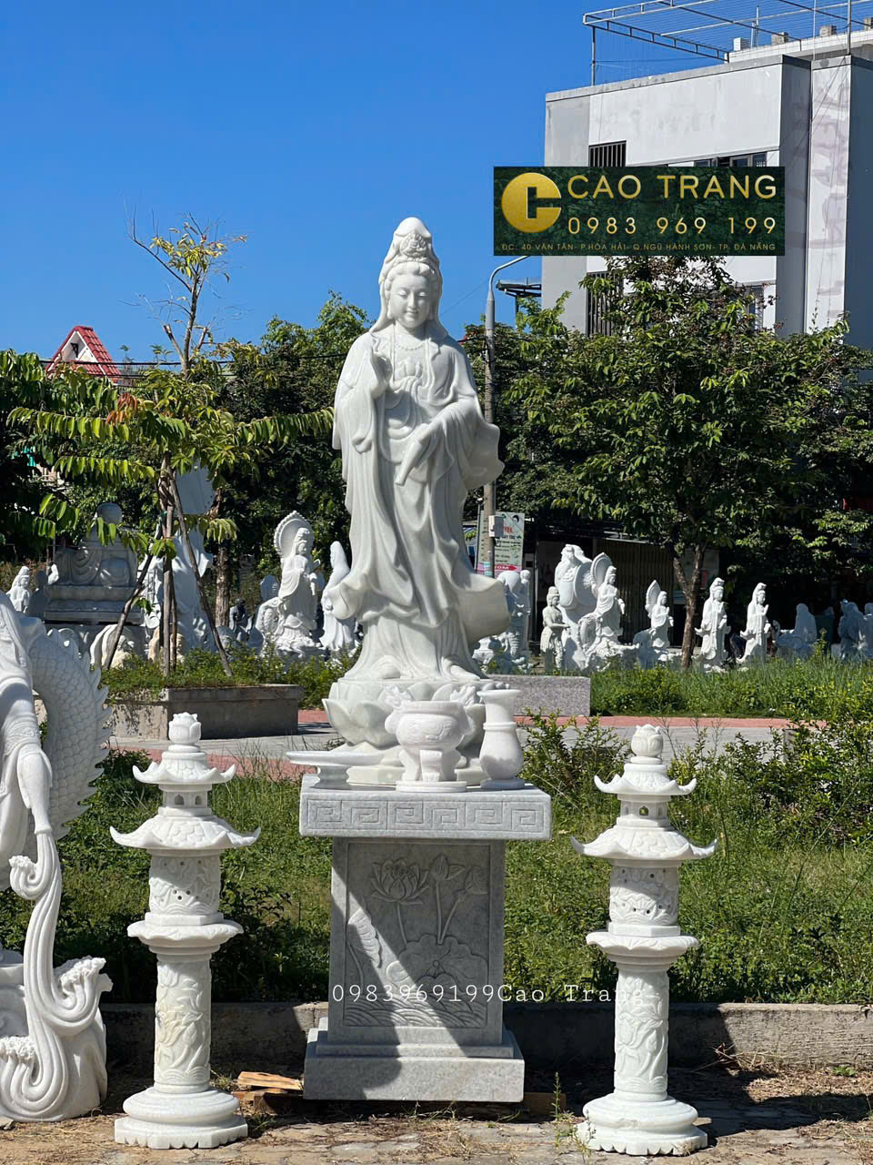 Mẫu bàn thờ bằng đá