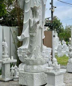 tuong dia tang vuong bo tat cao 250cm 2