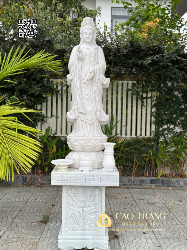 Tượng Quan Âm Bồ Tát hoa văn cao 1,4M
