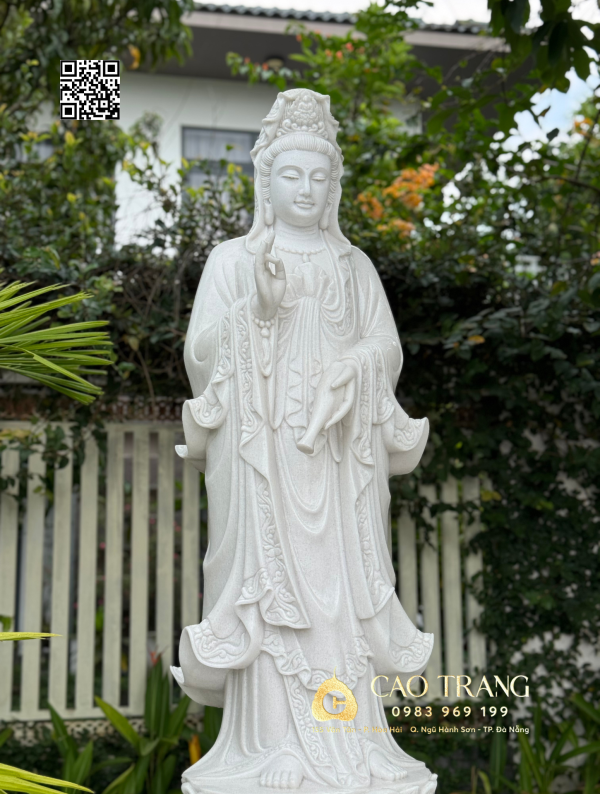 Tượng Quan Âm Bồ Tát hoa văn cao 1,4M
