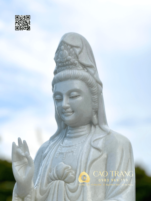 Tượng Quan Âm Bồ Tát chuỗi ngọc cao 1M