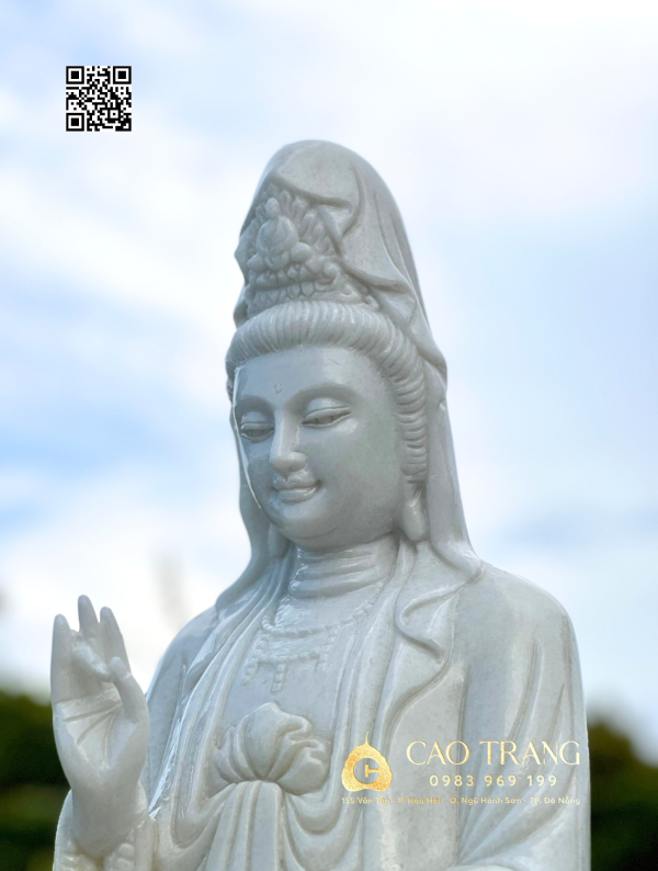 Tượng Quan Âm Bồ Tát chuỗi ngọc cao 1M