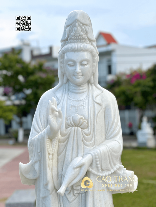 Tượng Quan Âm Bồ Tát chuỗi ngọc cao 1M