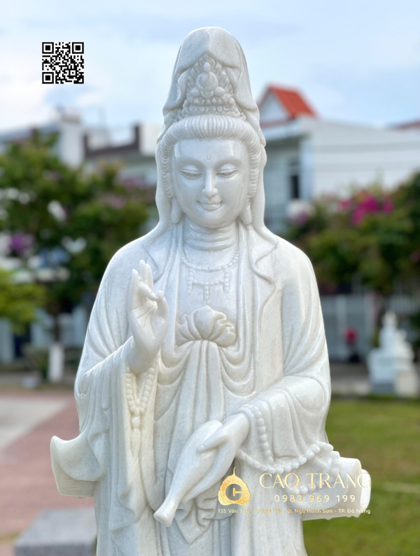 Tượng Quan Âm Bồ Tát chuỗi ngọc cao 1M
